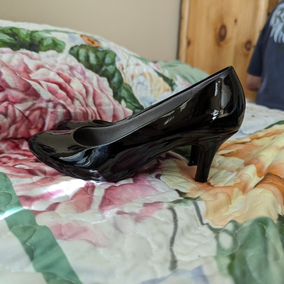 Parigi Comfort flex heels - Picture 2 of 6